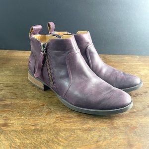 Uggs | UGG Aureo Purple Leather Ankle Boots - Full Grain Leather Zip Up Oxblood
